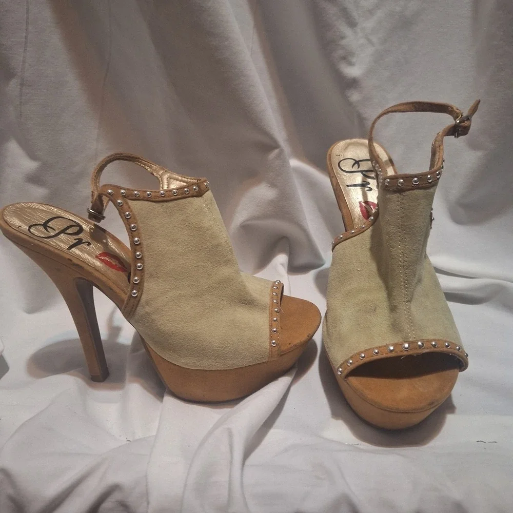 Promise Tan Suede Studded Platform Slingback Stiletto Heels Peep Toe Sandals 5.5